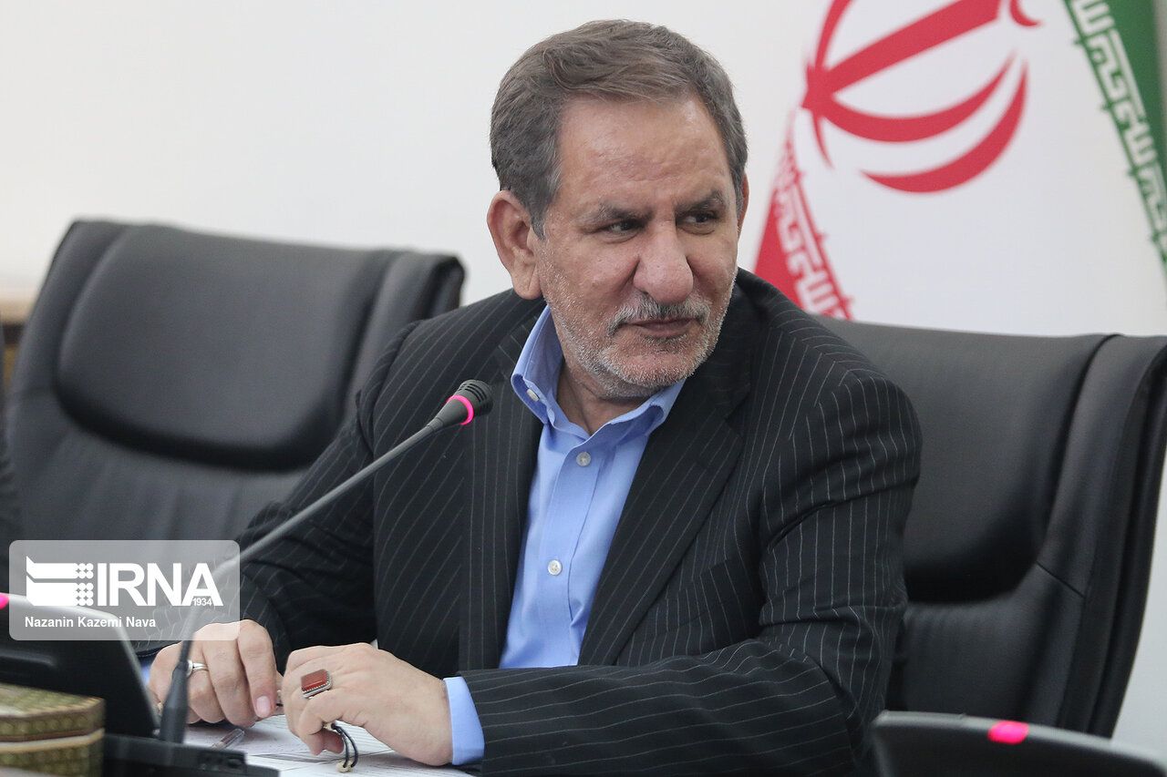 جهانگیری: صاحبان کسب و کارهای خرد از جبران خسارات اطمینان داشته باشند