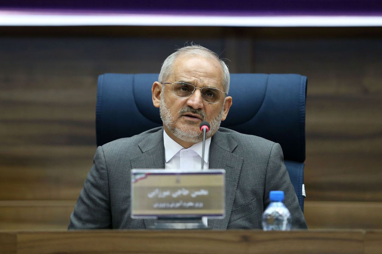 وزیر آموزش و پرورش: تمام مدارس اول شهریور به اینترنت وصل می‌شود ب