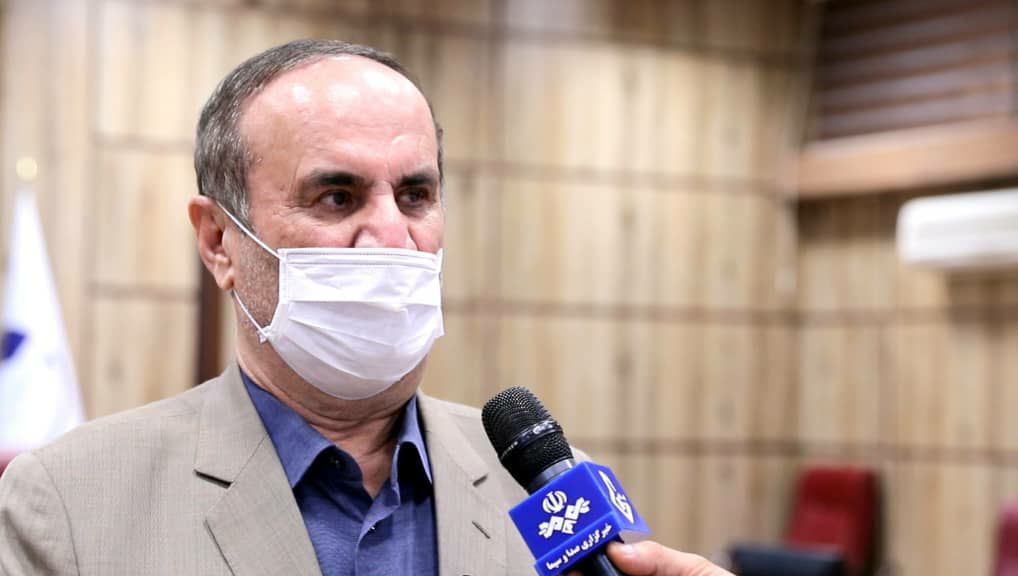 هیچ مسئولی حق ندارد دانش آموزان را اجبار به حضور در مدارس بکند … 🔴هشدار استاندار ایلام در ستاد استانی مبارزه با کرونا:کاهش رعایت پروتکل‌های بهداشتی از ۸۲ درصد به ۶۲ درصد/در خصوص حضور دانش‌آموزان در مدارس اختیار تام با اولیا دانش‌آموزان است/مدارسی که زیر ۷۰ درصد پروتکل های بهداشتی رعایت کنند تعطیل می شوند