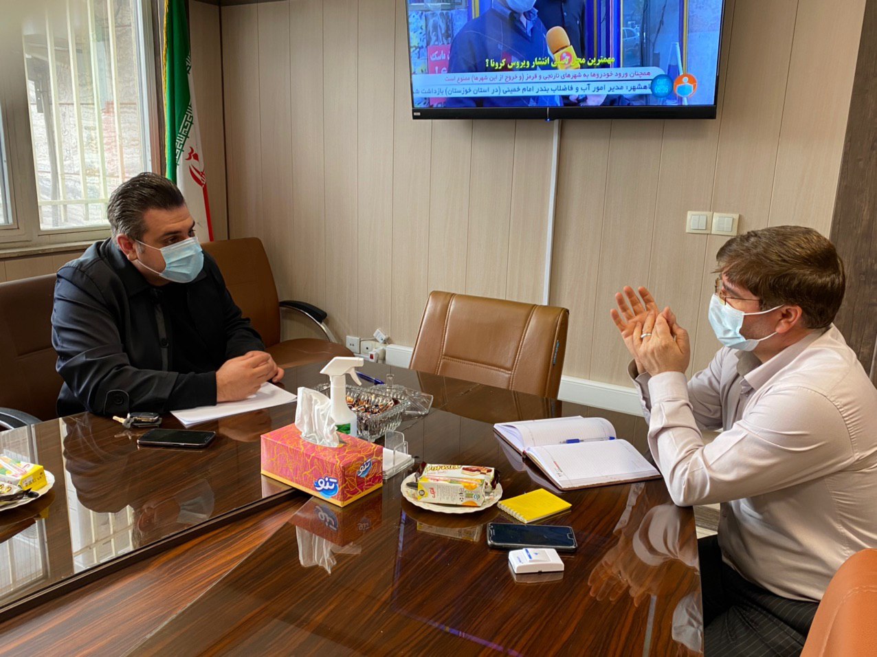 نشست روسای سازمانهای ساماندهی مشاغل شهری شهرداری همدان و ایلام و بحث و گفتگو پیرامون نحوه ساخت میادین اصلی میوه و  تره بار و شهرک خودرو