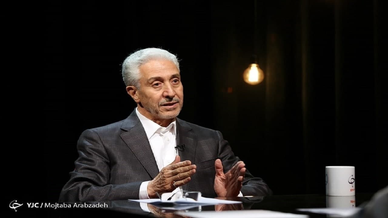 افزایش پایه حقوق در گرو دریافت مدرک دانشگاهی درست نیست