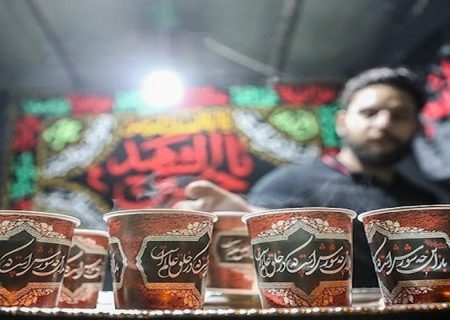 تداوم پذیرایی از زائران اربعین در مواکب ایلام