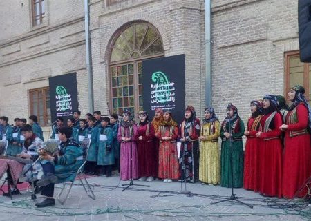 معرفی برگزیدگان جشنواره ملی مد و لباس زاگرس در لرستان