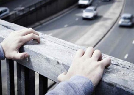 خودکشی، فرجام راه نیست؛ مصاف با اندوه به ضمیرِ روشنِ زیستن نیاز دارد