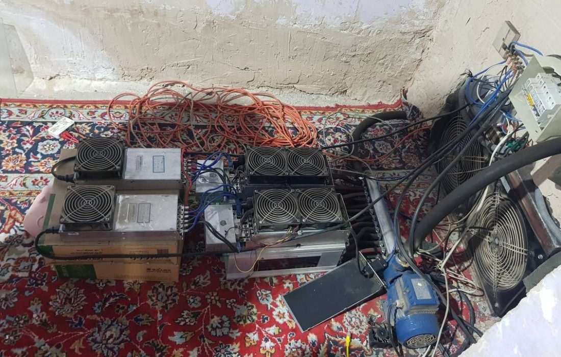 کشف ۷ دستگاه ماینر غیرمجاز در استان ایلام