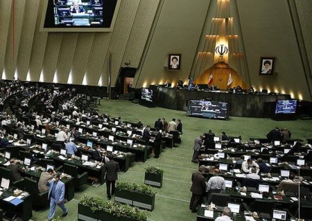 سخنگوی هیات رئیسه مجلس: ادعای افزایش ۵۰ درصدی حقوق نمایندگان کذب است